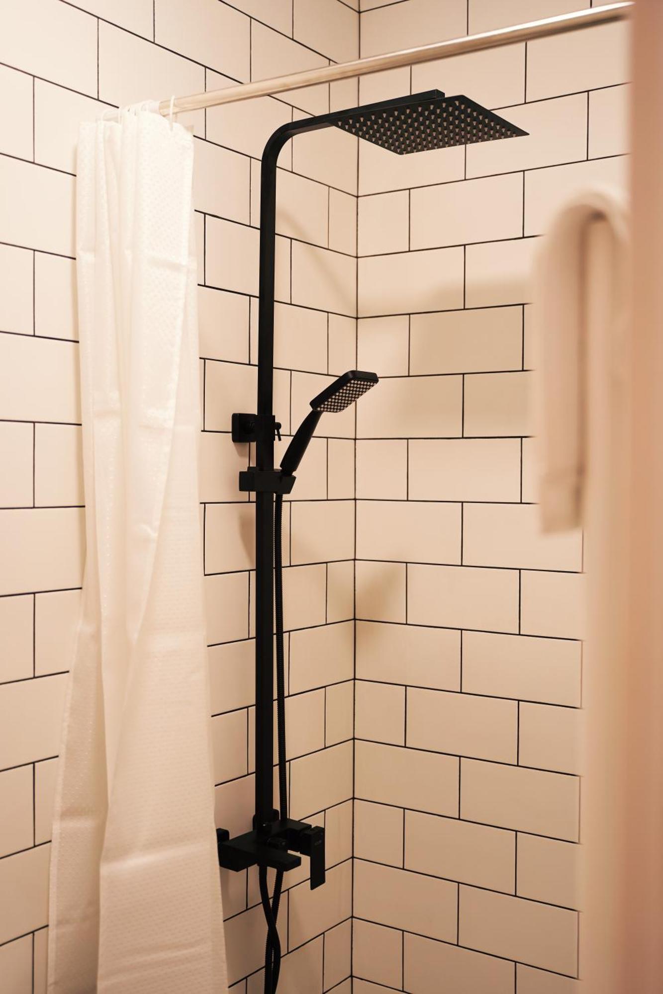 Dro Hotel Кутаиси Экстерьер фото